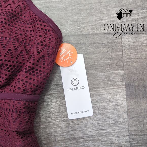 Charmo V Front One Piece Swimsuit Size L - Picture 2 of 5